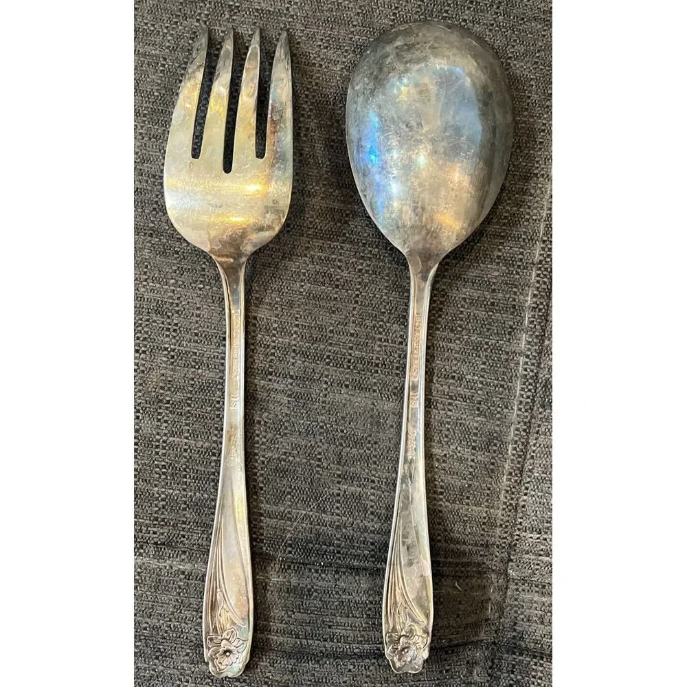 1847 Rogers Bros IS Silverplate Daffodil Pattern LARGE SERVING SPOON AND FORK 9